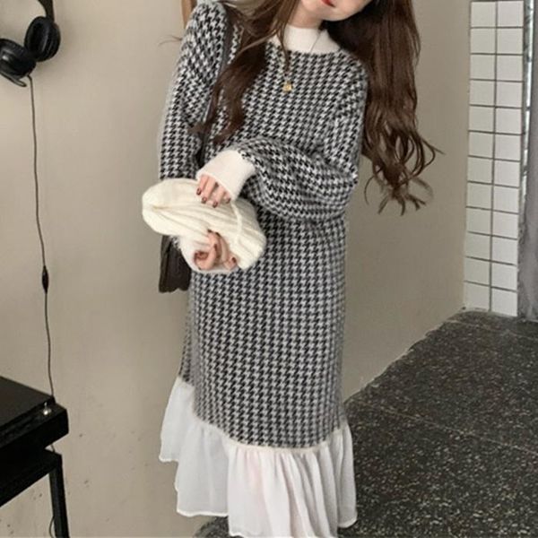 women's sweaters autumn and winter 2021 korean fashion medium long style loose outer wear patching foreign sleeve knitted wool, White;black
women's sweaters autumn and winter 2021 korean fashion medium long style loose outer wear patching foreign sleeve knitted wool, White;black