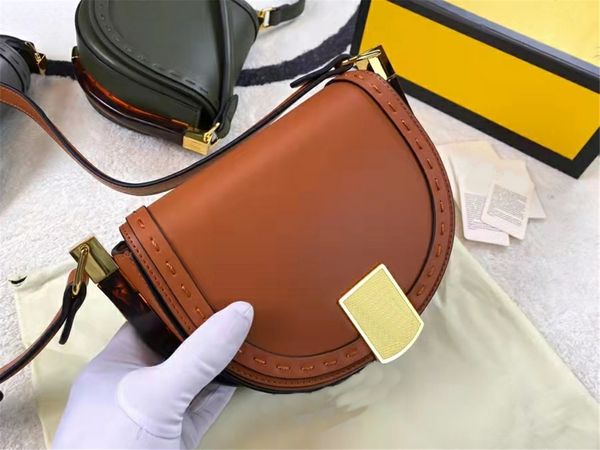 roma moonlight 100% brown calf leather cross body bag hand-stitched iconic metal clasp shoulder bags tortoiseshell plexiglass handbags half
roma moonlight 100% brown calf leather cross body bag hand-stitched iconic metal clasp shoulder bags tortoiseshell plexiglass handbags half