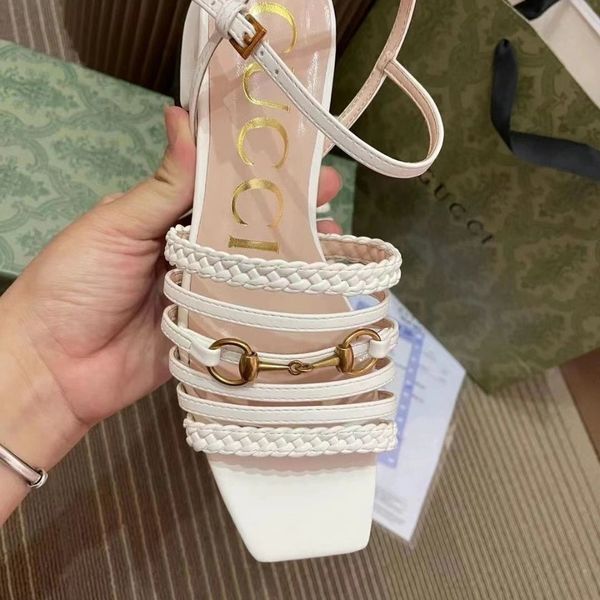 2021 childish leisure fashion women shoes are made of imported cow leather, sheepskin, inner lining and rubber sole zlh, Black
2021 childish leisure fashion women shoes are made of imported cow leather, sheepskin, inner lining and rubber sole zlh, Black