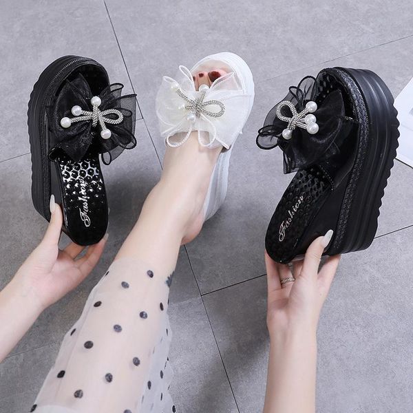 slippers women summer shoes pantofle glitter slides butterfly-knot fashion platform heeled mules on a wedge 2021 jelly luxury, Black
slippers women summer shoes pantofle glitter slides butterfly-knot fashion platform heeled mules on a wedge 2021 jelly luxury, Black