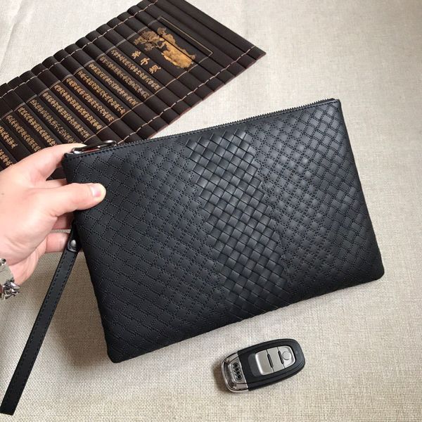 european and american hand bag young men's head tire leather woven embroidery men's business hand bag letter envelope
european and american hand bag young men's head tire leather woven embroidery men's business hand bag letter envelope