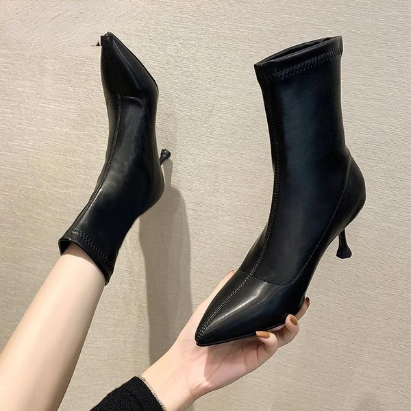 boots 2021 women's spring and autumn single high-heeled korean version of wild winter plus velvet ankle pointed, Black
boots 2021 women's spring and autumn single high-heeled korean version of wild winter plus velvet ankle pointed, Black