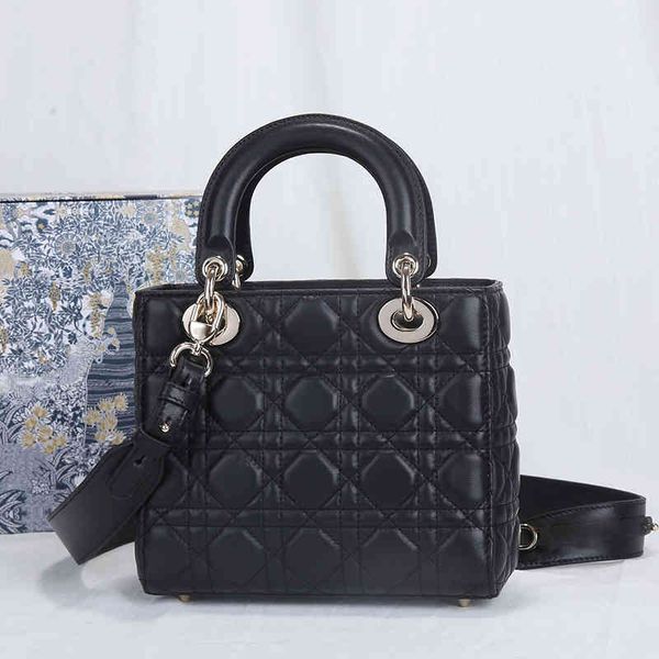 luxury designer crossbody shoulder backpack handbags tote bag bags handbags wallet purse online fashion classic leather cowhide messenger la
luxury designer crossbody shoulder backpack handbags tote bag bags handbags wallet purse online fashion classic leather cowhide messenger la