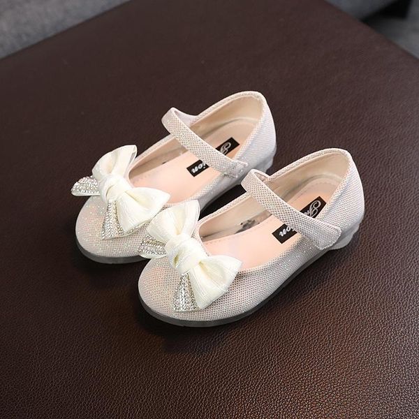 flat shoes girls bow rhinestone spring autumn fashion wild children princess baby soft bottom g259, Black;grey
flat shoes girls bow rhinestone spring autumn fashion wild children princess baby soft bottom g259, Black;grey
