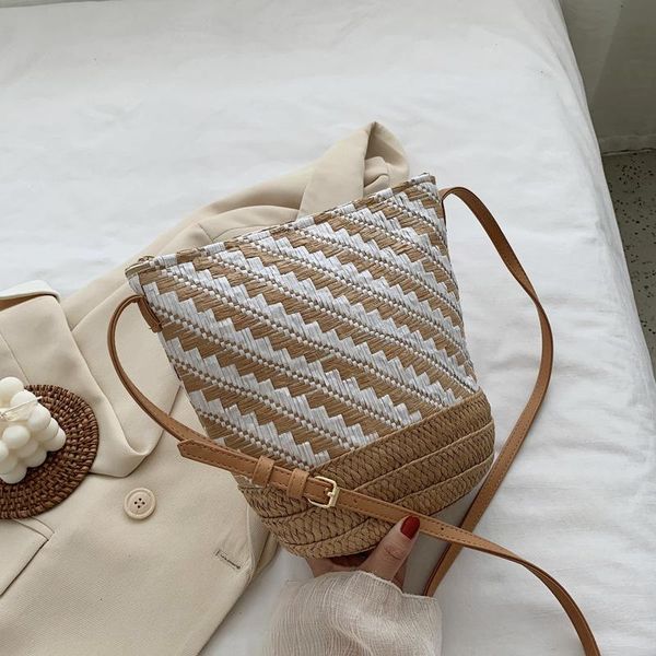 cross body johnature summer bucket bag women 2021 holiday beach crossbody versatile striped woven straw shoulder messenger bags
cross body johnature summer bucket bag women 2021 holiday beach crossbody versatile striped woven straw shoulder messenger bags