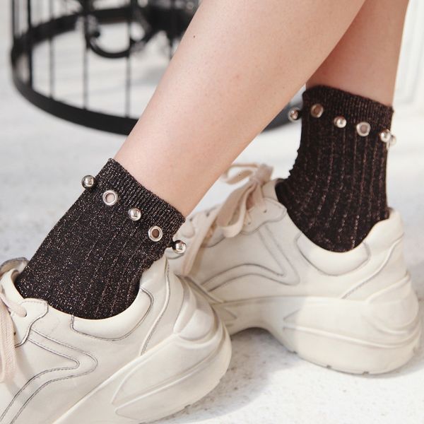 pattkin japan and south korea sier onion bright silk vertical perforated beads fashion women' socks, Red;black
pattkin japan and south korea sier onion bright silk vertical perforated beads fashion women' socks, Red;black