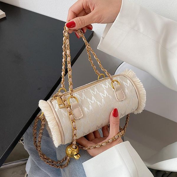 cross body super fire small bag women's summer versatile 2021 fashion niche design chain messenger handbag
cross body super fire small bag women's summer versatile 2021 fashion niche design chain messenger handbag