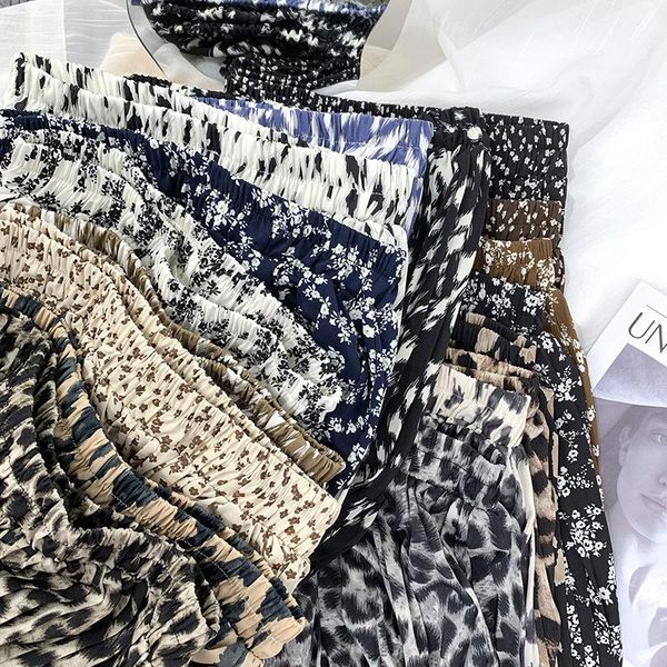 skirts korean high waist retro floral leopard print pleated skirt female spring summer chiffon midi women 2021 jupe femme zh446, Black
skirts korean high waist retro floral leopard print pleated skirt female spring summer chiffon midi women 2021 jupe femme zh446, Black