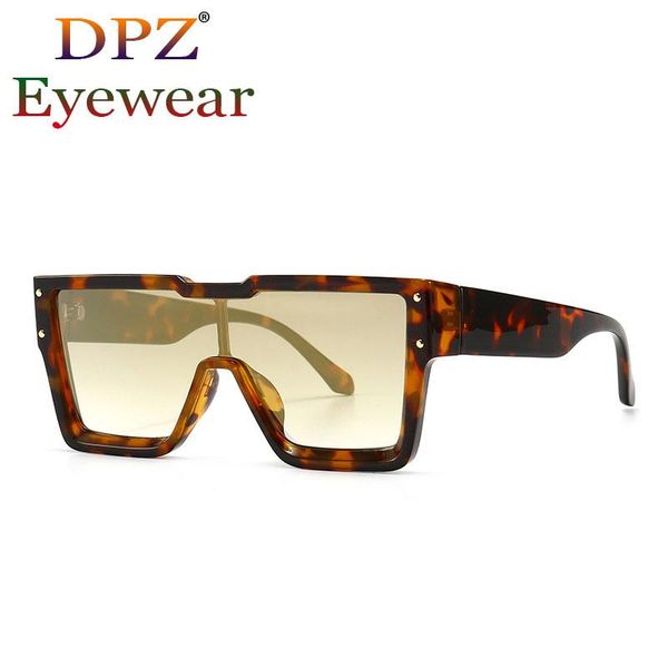 sunglasses 2021 luxury retro fashion men's pilot elegant woman gradient square brand design uv400, White;black
sunglasses 2021 luxury retro fashion men's pilot elegant woman gradient square brand design uv400, White;black