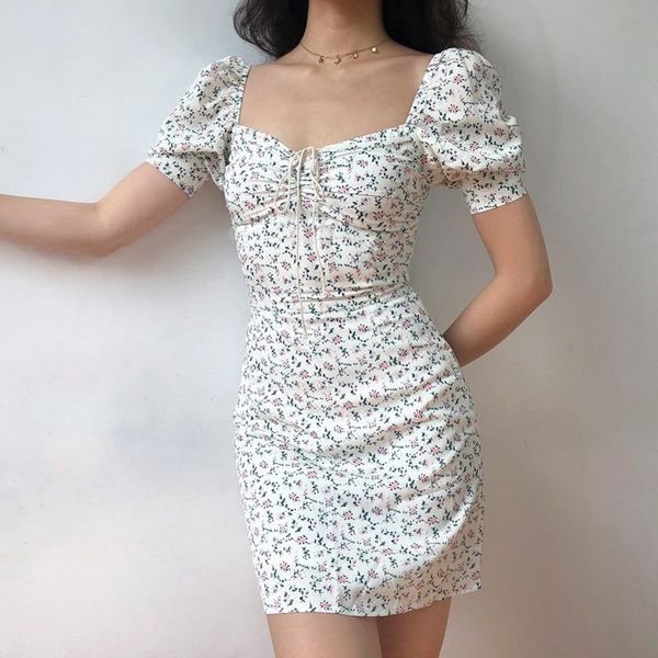 summer women dreeses french romance retro floral print square collar dresses ruffles puff sleeve mini skinny white 2021 casual, Black;gray
summer women dreeses french romance retro floral print square collar dresses ruffles puff sleeve mini skinny white 2021 casual, Black;gray