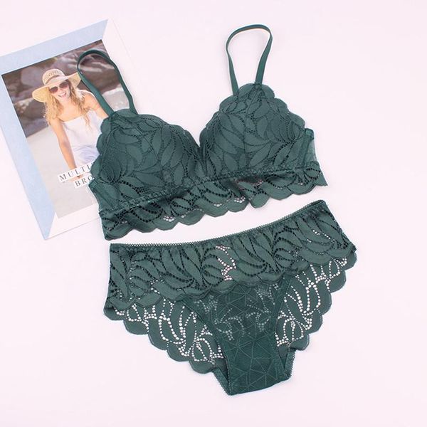 bras sets willow leaves pattern lace soft cup ultra thin lined wireless bra and panties set lacy underwear women lingerie 2021 fashion, Red;black
bras sets willow leaves pattern lace soft cup ultra thin lined wireless bra and panties set lacy underwear women lingerie 2021 fashion, Red;black