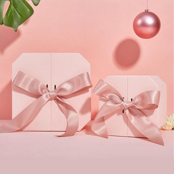 gift wrap durable wedding present packaging box secure large space bridesmaid proposal
gift wrap durable wedding present packaging box secure large space bridesmaid proposal