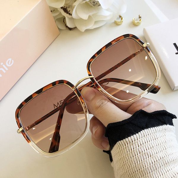 mens sunglasses women square blue leopard sunglasses color frame trend glasses oversized sun for female men oculos uv400, White;black
mens sunglasses women square blue leopard sunglasses color frame trend glasses oversized sun for female men oculos uv400, White;black