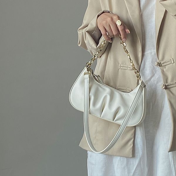 simple fashion women chain underarm bag pleated pu leather ladies shoulder crossbody bags female small portable purse handbags l
simple fashion women chain underarm bag pleated pu leather ladies shoulder crossbody bags female small portable purse handbags l