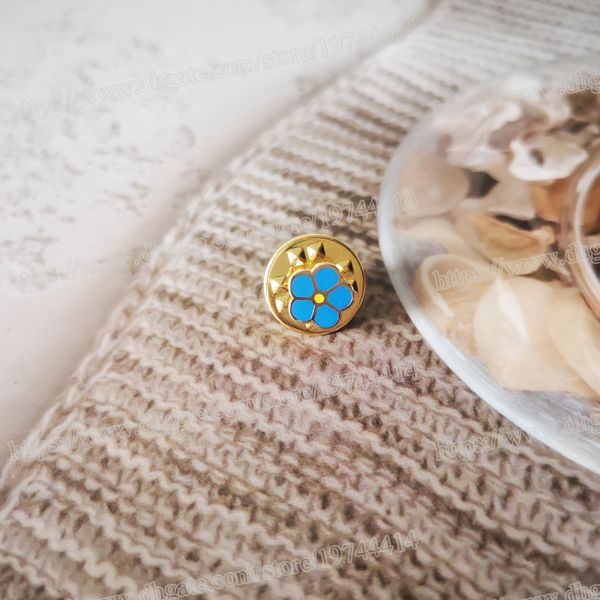 wholesale masonic lapel pins badge mason ason forget me not flower petal personality creative blm29a
wholesale masonic lapel pins badge mason ason forget me not flower petal personality creative blm29a