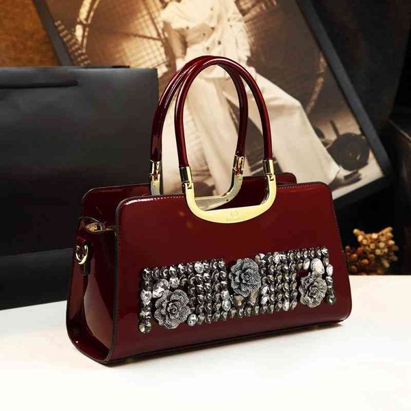 backpack autumn and winter simple diamond drill shoulder slung fashion patent leather atmosphere handbag mother bag
backpack autumn and winter simple diamond drill shoulder slung fashion patent leather atmosphere handbag mother bag