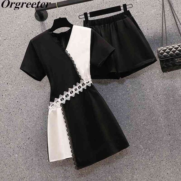 color contrast patchwork two piece set women summer v-neck lace trim long blouse and elastic waist shorts suits 210525, White
color contrast patchwork two piece set women summer v-neck lace trim long blouse and elastic waist shorts suits 210525, White