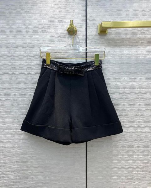 women's shorts 2021 during the spring and autumn outfit temperament girl bowknot sequins tall waist wide-legged pants in shenzhen, White;black
women's shorts 2021 during the spring and autumn outfit temperament girl bowknot sequins tall waist wide-legged pants in shenzhen, White;black