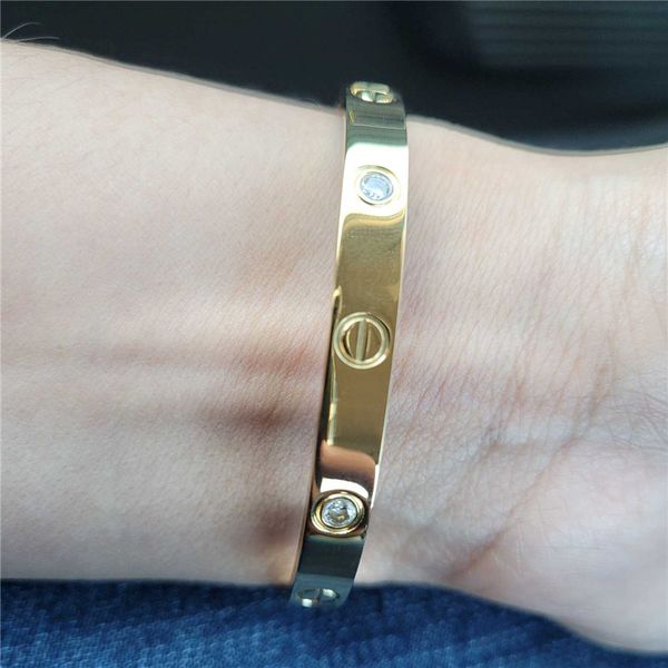 love screw bangles 316l titanium steel luxury band rings with cz stone screwdriver carter bracelet for women men lover bracelets with gift b, Silver
love screw bangles 316l titanium steel luxury band rings with cz stone screwdriver carter bracelet for women men lover bracelets with gift b, Silver