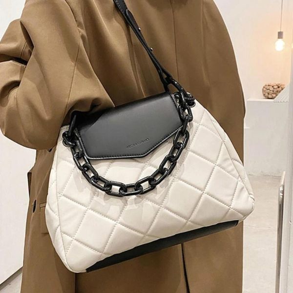 cross body high capacity chain pu leather crossbody bags for women 2021 simple totes shoulder bag lady luxury black handbags and purses
cross body high capacity chain pu leather crossbody bags for women 2021 simple totes shoulder bag lady luxury black handbags and purses