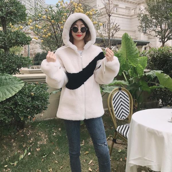 women's fur & faux hooded splicing female 100% jacket soft wool coats feminine clothes sheep shearing coat abrigos zjt672, Black
women's fur & faux hooded splicing female 100% jacket soft wool coats feminine clothes sheep shearing coat abrigos zjt672, Black