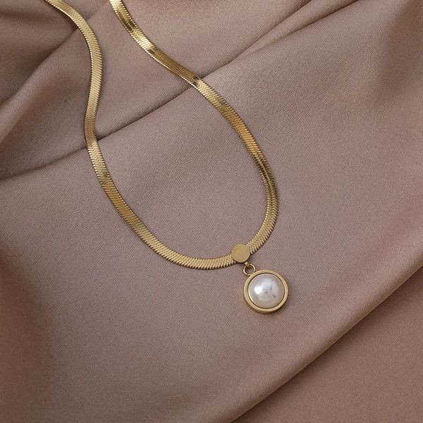 chokers 2021 french temperament female simple pearl snake bone chain accessories fashion graceful women's necklace jewelry, Golden;silver
chokers 2021 french temperament female simple pearl snake bone chain accessories fashion graceful women's necklace jewelry, Golden;silver