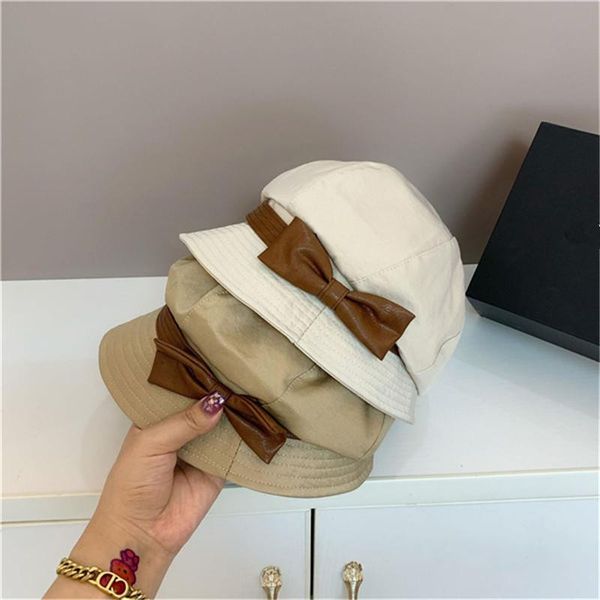 wide brim hats 202107-shenjing autumn satin luster faux leather bowknot lady cute bucket cap women leisure hat, Blue;gray
wide brim hats 202107-shenjing autumn satin luster faux leather bowknot lady cute bucket cap women leisure hat, Blue;gray