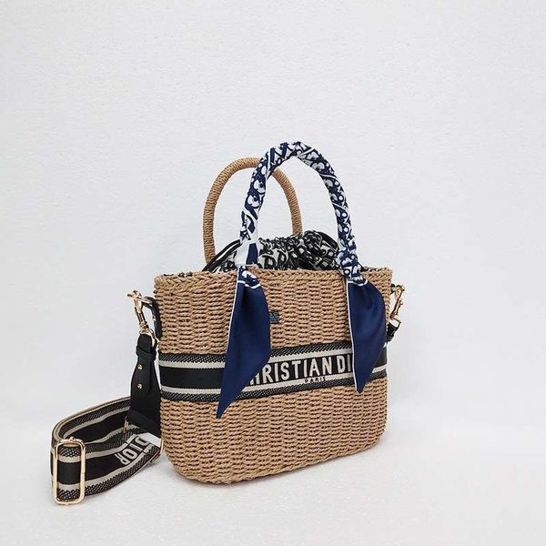 luxury handbags and storage d family letter woven f female 2021 new embroidery single shoulder messenger portable straw
luxury handbags and storage d family letter woven f female 2021 new embroidery single shoulder messenger portable straw