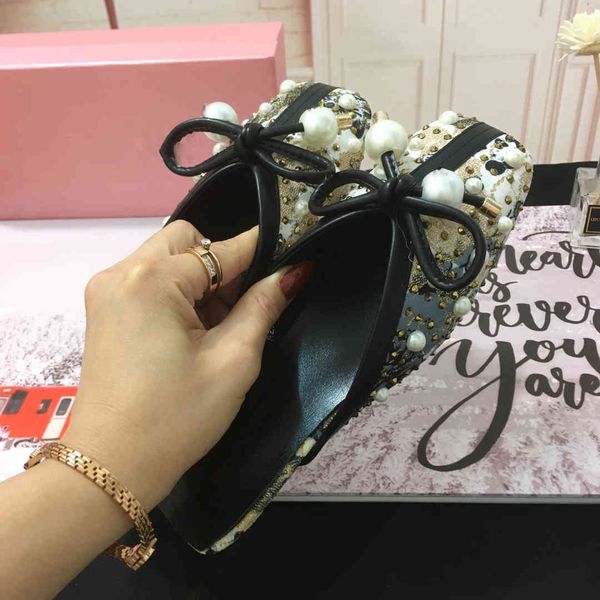 70% off wholesale sandals flip-flops outdoors mules flats spring autumn shoes females new arrival half slippers pearl bowtie ladies leisure, Black
70% off wholesale sandals flip-flops outdoors mules flats spring autumn shoes females new arrival half slippers pearl bowtie ladies leisure, Black