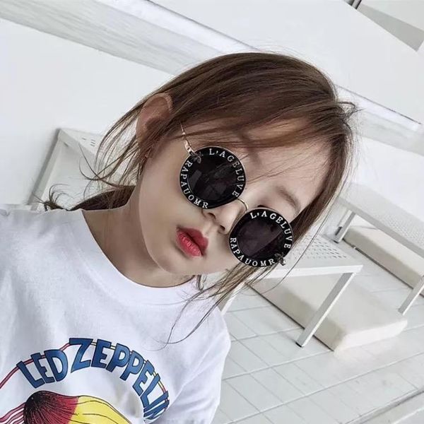 children's glasses fashion boys and girls cute letters small sunglasses girl baby retro round han, White;black
children's glasses fashion boys and girls cute letters small sunglasses girl baby retro round han, White;black