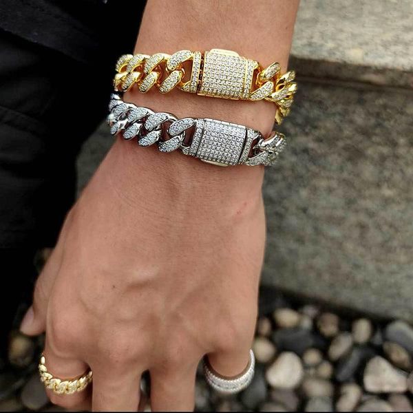 charm bracelets 7"-9" hip hop 2 rows cz stone bling iced out 15mm round cuban link chain bangles for men rapper jewelry drop, Golden;silver
charm bracelets 7"-9" hip hop 2 rows cz stone bling iced out 15mm round cuban link chain bangles for men rapper jewelry drop, Golden;silver