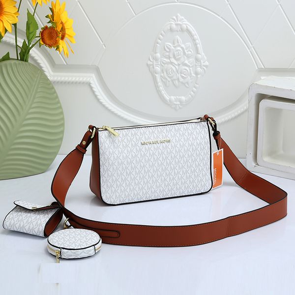 vintage leather crossbody mkmichaelkorsggysllvluxury designer handbags lady wallets female bags shoulder
vintage leather crossbody mkmichaelkorsggysllvluxury designer handbags lady wallets female bags shoulder
