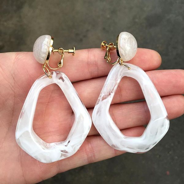 clip-on & screw back igu fashion exclusive pattern resin clip earrings women geometry irregular no pierced statement, Silver
clip-on & screw back igu fashion exclusive pattern resin clip earrings women geometry irregular no pierced statement, Silver