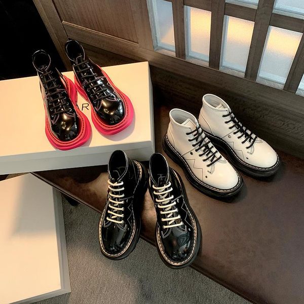 boots women's ankle lace up round toe flat shoes genuine leather motorcycle style b231, Black
boots women's ankle lace up round toe flat shoes genuine leather motorcycle style b231, Black