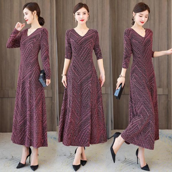 real spurple striped knitted womens dresses autumn temperament long sleeve high waist plus size for women clothing, Black;gray
real spurple striped knitted womens dresses autumn temperament long sleeve high waist plus size for women clothing, Black;gray