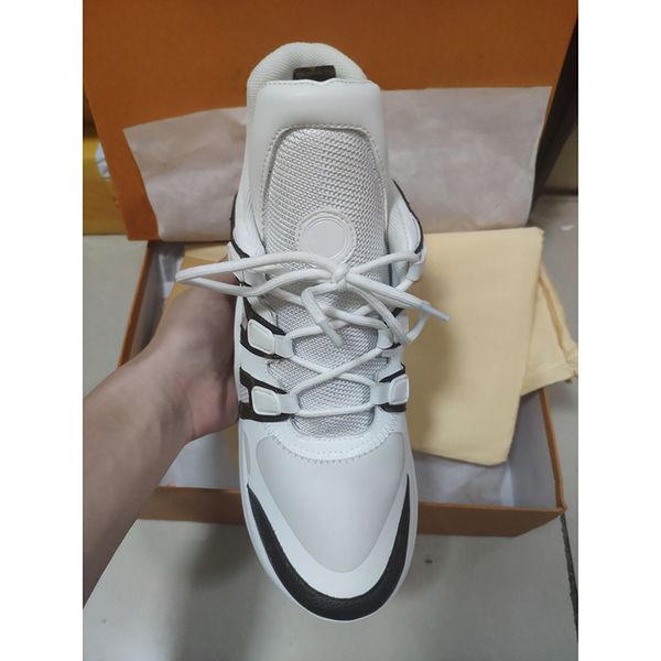 2021 new running shoes men tn shoes tns plus air fashion increased ventilation casual trainers olive red blue black sneakers chausseures
2021 new running shoes men tn shoes tns plus air fashion increased ventilation casual trainers olive red blue black sneakers chausseures