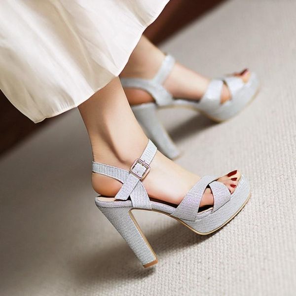 black platform sandals high heels buckle velvet shoes bling open toe suit female beige 2021 summer large size all-match es
black platform sandals high heels buckle velvet shoes bling open toe suit female beige 2021 summer large size all-match es