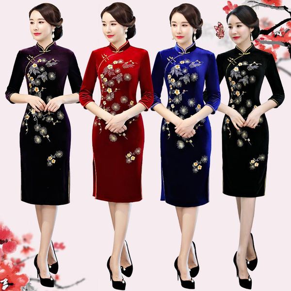 plus size 4xl knee length cheongsam vintage chinese dress 2021 fashion womens velour qipao slim party dresses button vestido, Red
plus size 4xl knee length cheongsam vintage chinese dress 2021 fashion womens velour qipao slim party dresses button vestido, Red