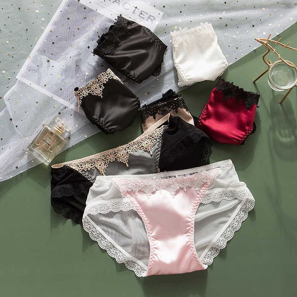 briefs panties hollow out women's color satin bread butto lace perspective bow low waist women, Black;white
briefs panties hollow out women's color satin bread butto lace perspective bow low waist women, Black;white