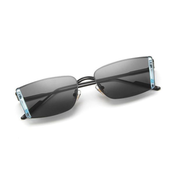 sunglasses 2021 trendy small frame square fashion metal women street driving glasses men, White;black
sunglasses 2021 trendy small frame square fashion metal women street driving glasses men, White;black