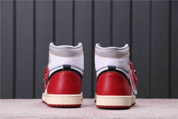 special edition 1 high og nrg basketball designer shoes sail dark mocha black white red fashion man zapatos sneakers come with boxepig
special edition 1 high og nrg basketball designer shoes sail dark mocha black white red fashion man zapatos sneakers come with boxepig
