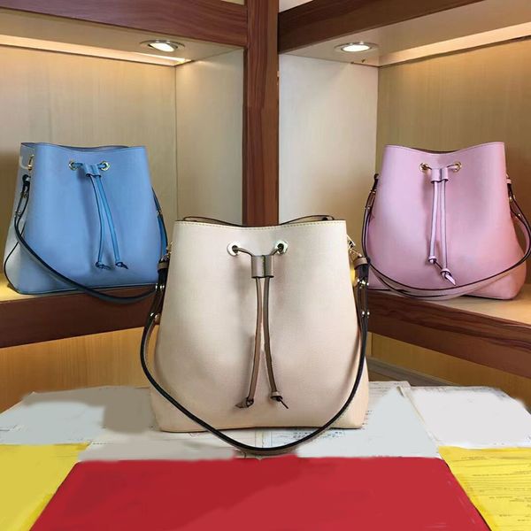 designer bb women drawstring bucket bag fashionleather purse famous brand shoulder crossbody bags outdoor luxury casual handbags travel pouc
designer bb women drawstring bucket bag fashionleather purse famous brand shoulder crossbody bags outdoor luxury casual handbags travel pouc