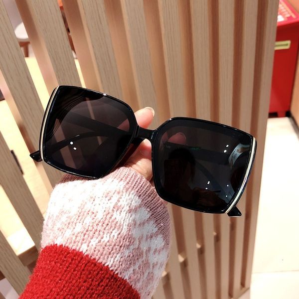sunglasses oversized women retro square sun glasses for brand oculos de sol feminino, White;black
sunglasses oversized women retro square sun glasses for brand oculos de sol feminino, White;black