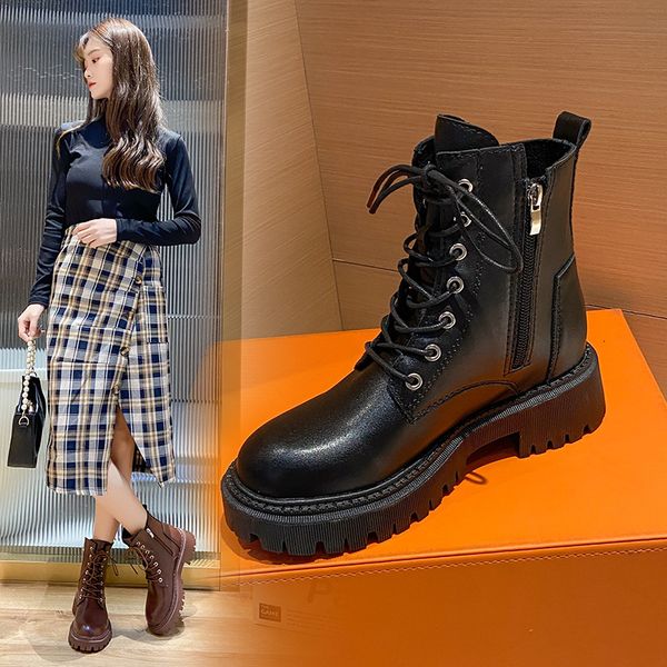 martin women 2021 autumn winter british style fashion lace up thick bottom short cylinder motorcycle boot's side zipper, Black
martin women 2021 autumn winter british style fashion lace up thick bottom short cylinder motorcycle boot's side zipper, Black