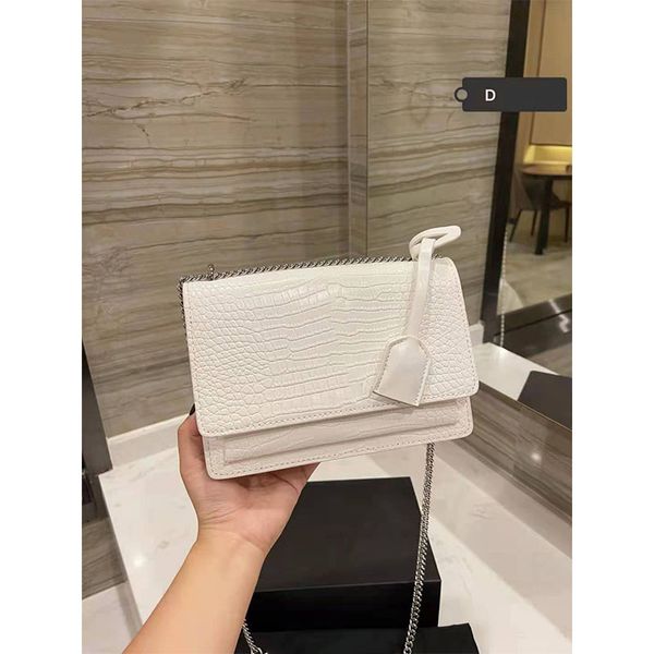 luxury designer shape flap chain shoulder bags handbag women clutch messenger bag crossbody purse shopping tote
luxury designer shape flap chain shoulder bags handbag women clutch messenger bag crossbody purse shopping tote