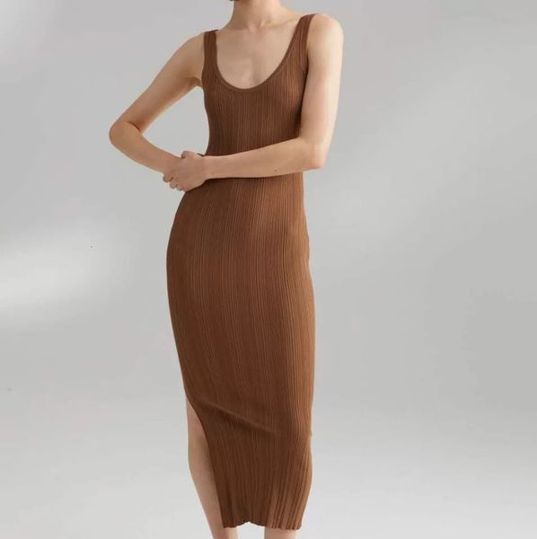 dress northern europe nougat sleeveless slip v neck summer women midi g4w4, Black;gray
dress northern europe nougat sleeveless slip v neck summer women midi g4w4, Black;gray