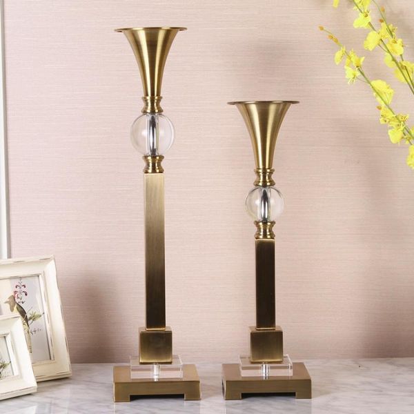 european modern minimalist american wedding candlelight dinner table glass crystal candlestick ornaments crafts candle holders
european modern minimalist american wedding candlelight dinner table glass crystal candlestick ornaments crafts candle holders