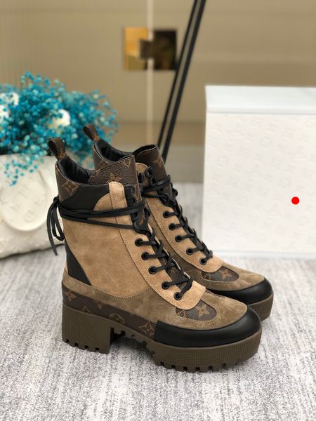 2022 rubber platform women boots designer land womens shoes ankle winter for cowboy classic women yellow blue black hiking work motorcycle b
2022 rubber platform women boots designer land womens shoes ankle winter for cowboy classic women yellow blue black hiking work motorcycle b