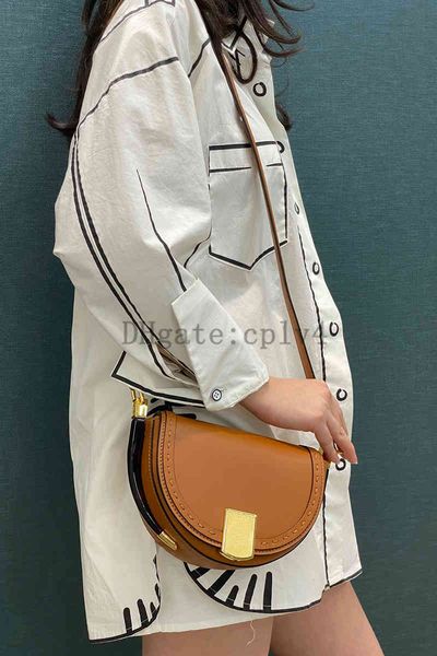 handbags saddle bags 2021 fashion letter shoulder bag genuine leather messenger tote designer crossbody
handbags saddle bags 2021 fashion letter shoulder bag genuine leather messenger tote designer crossbody