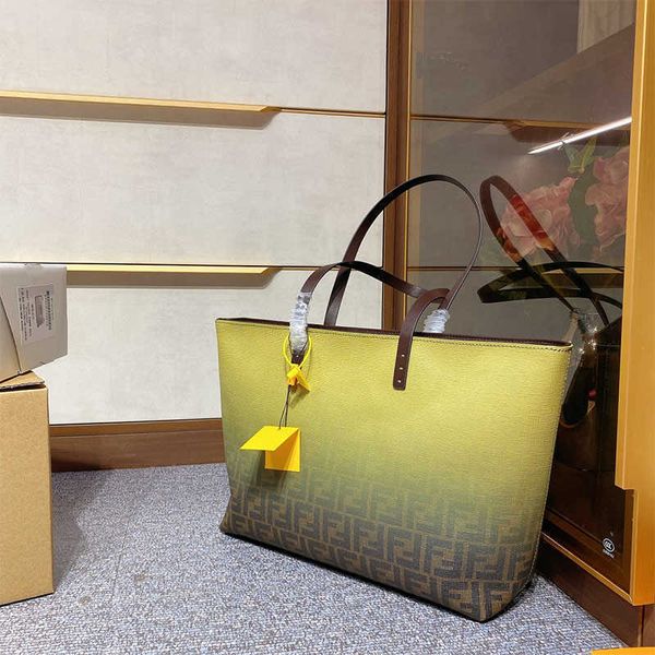autumn and winter 2021 new brown with yellow gradient zipper shopping bag handbag shoulder tote handbag zly
autumn and winter 2021 new brown with yellow gradient zipper shopping bag handbag shoulder tote handbag zly